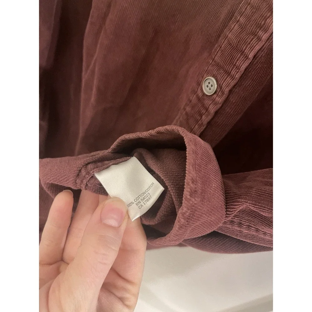 Banana‎ Republic Men's Corduroy Burgundy Button Up Christmas Holiday Preppy